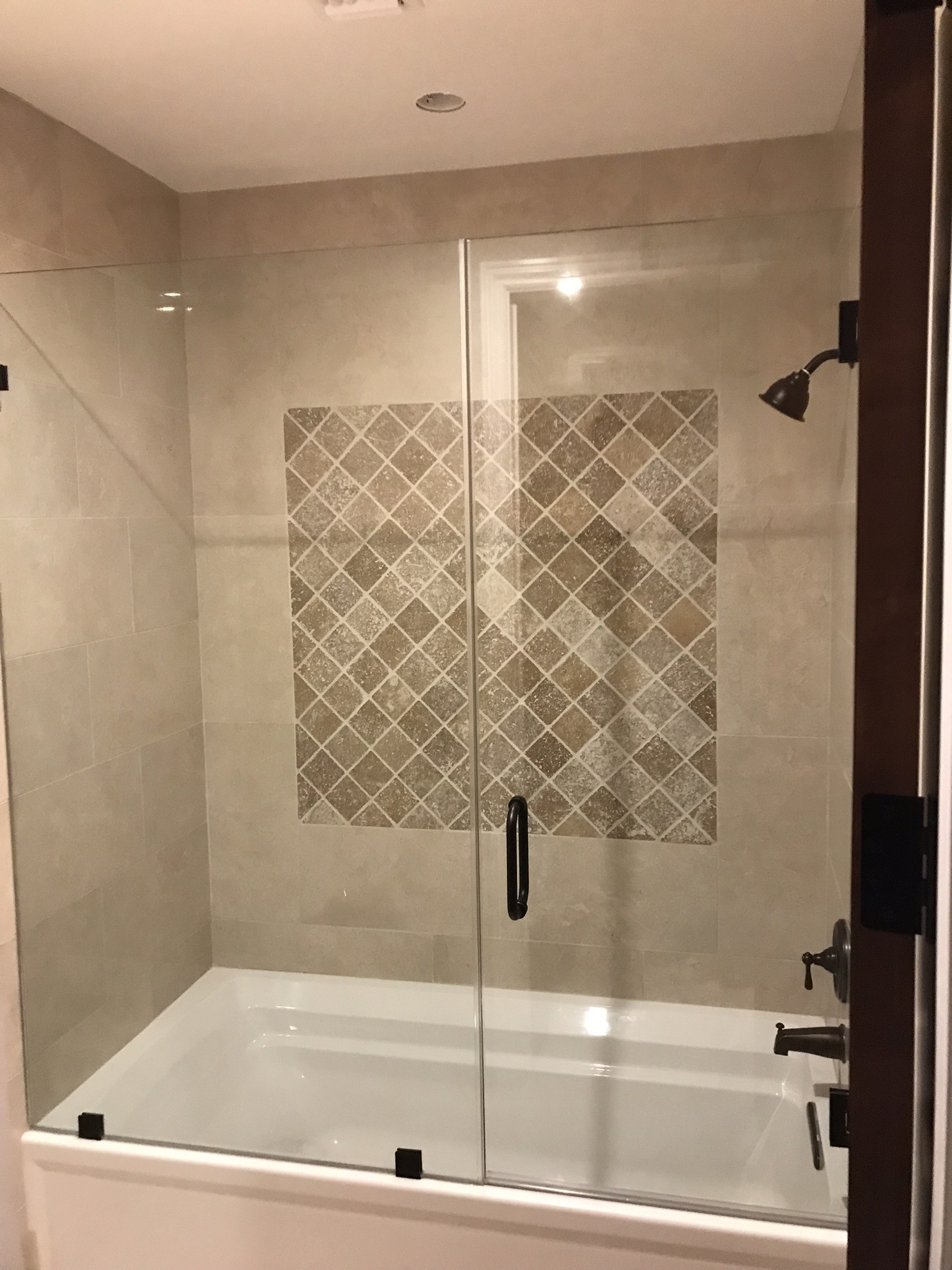Bathtub Shower Doors Las Vegas | Tub Showers | A Cutting ...
